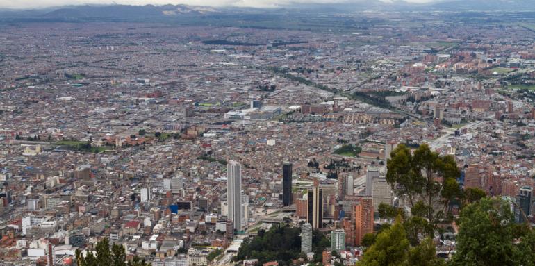 ¿La vivienda podría subir a causa del valor del dólar?